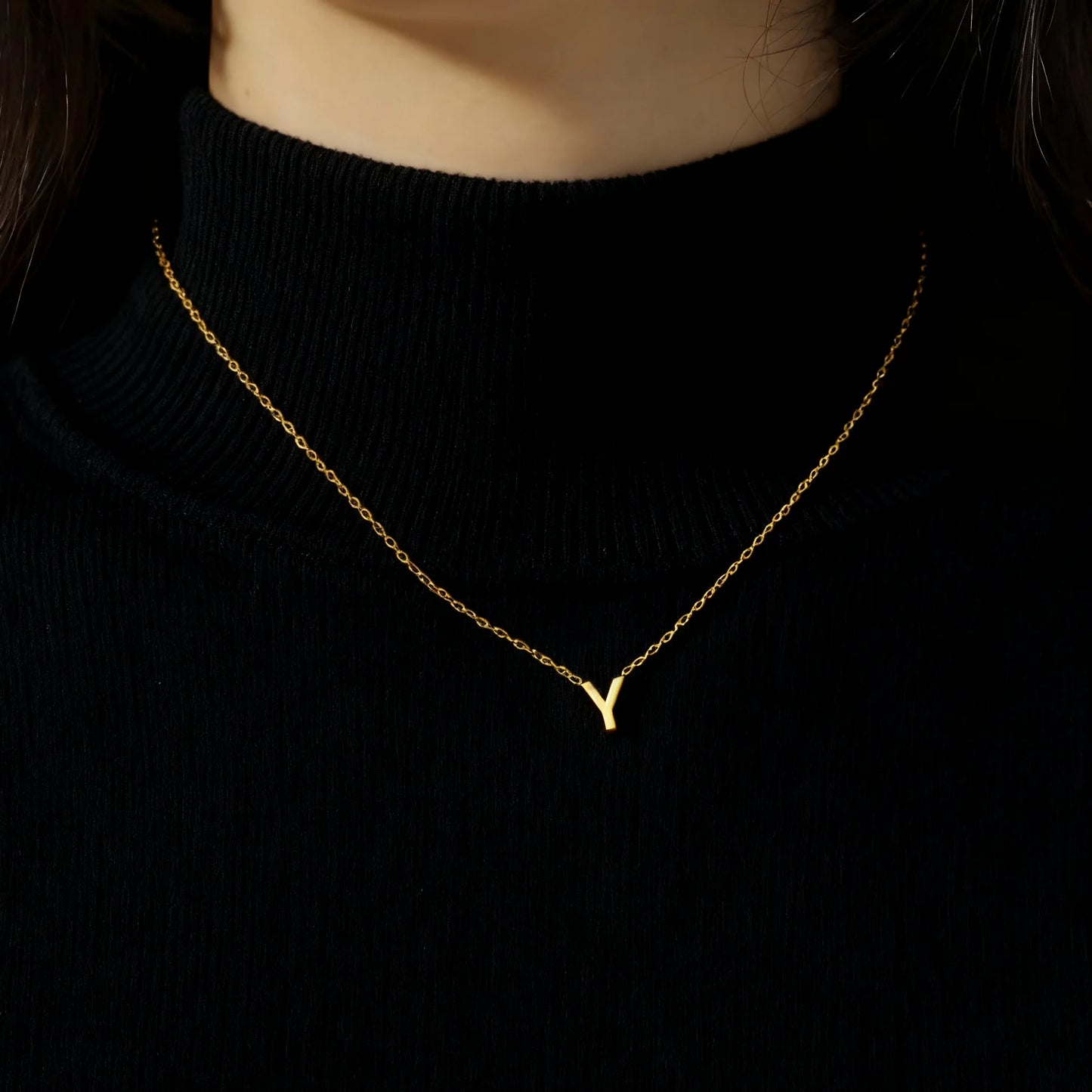 Minimalist Initial Choker