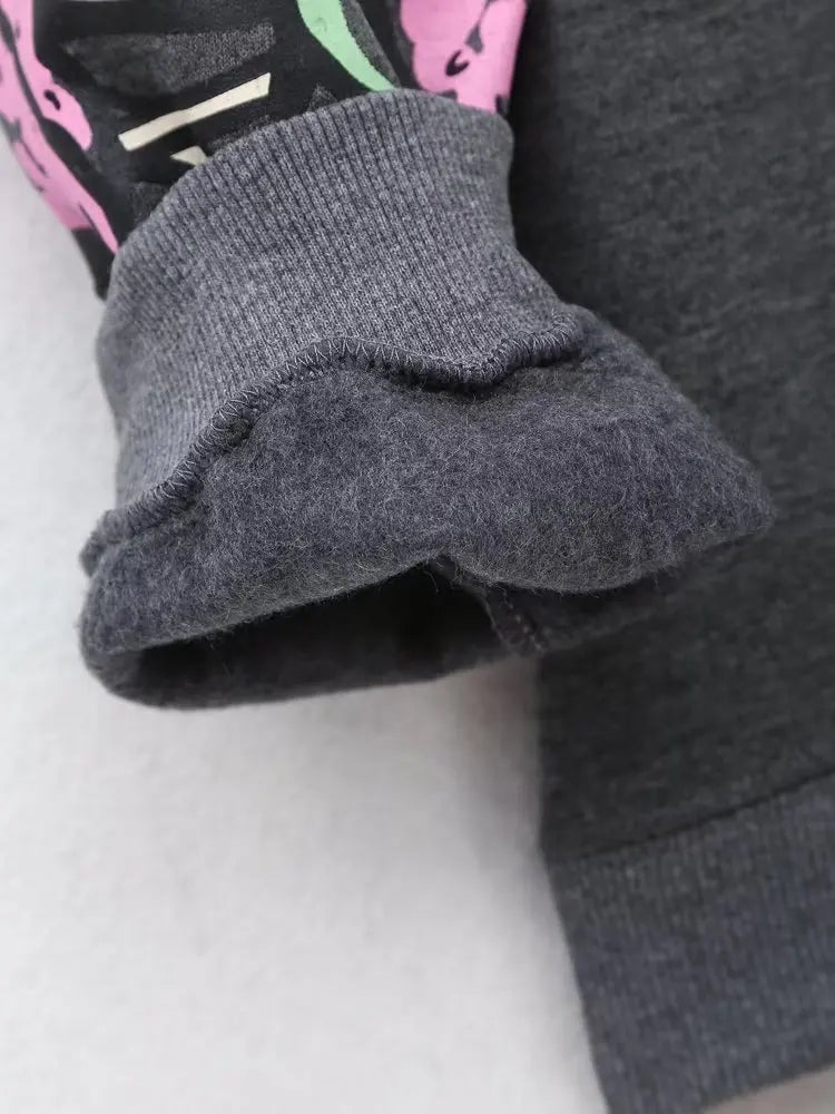 Beauty Portrait Pullover